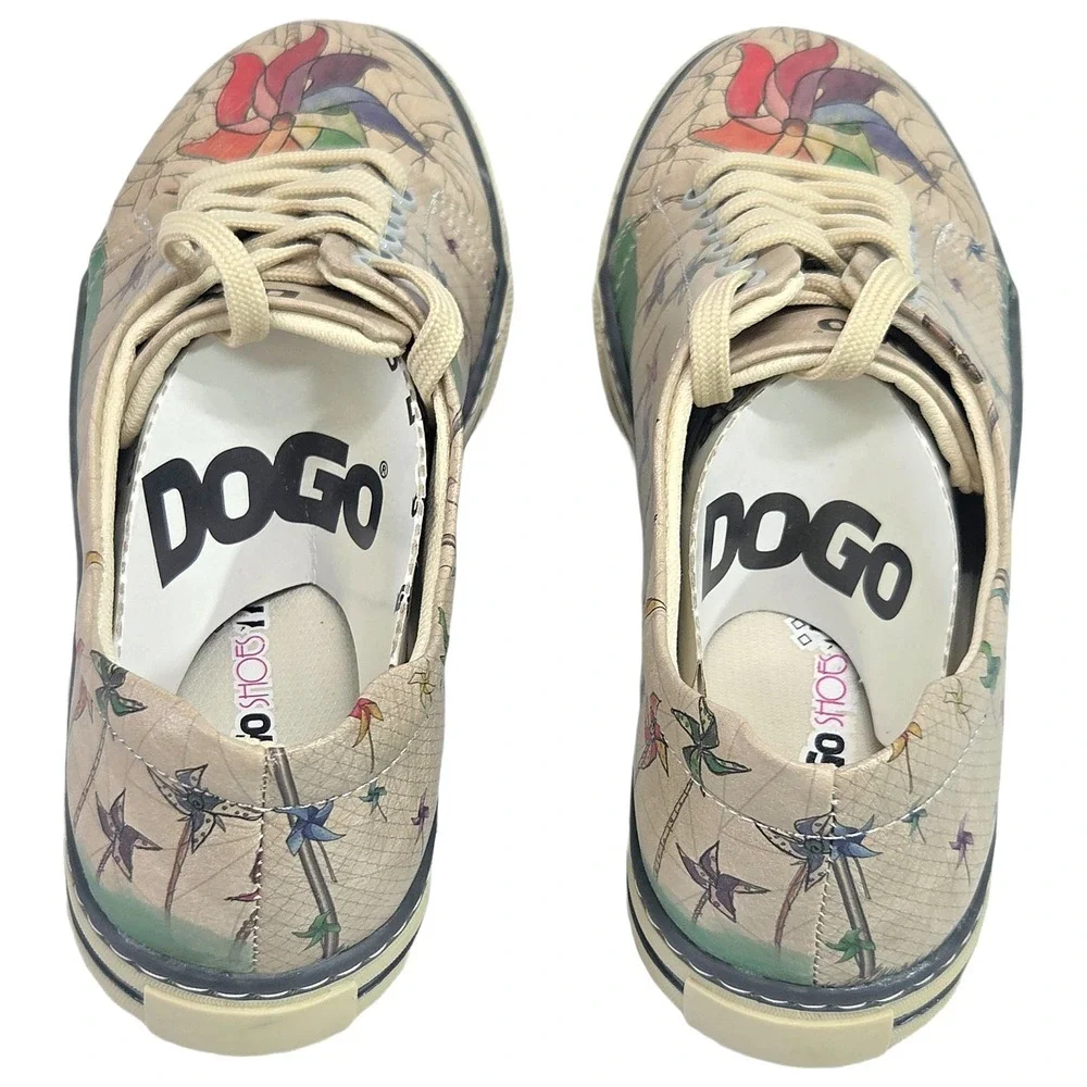 DOGO‎ Pinwheel Graphic Sneakers US 7.5 EU 38 Beige Multi Vegan Leather New